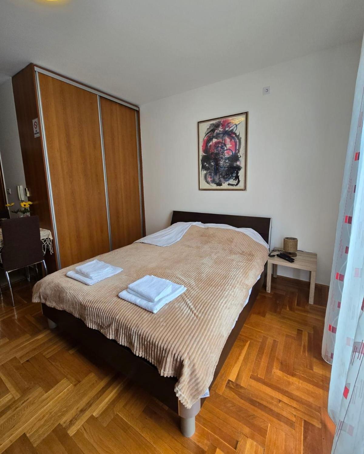 Laki Apartment Podgorica Exterior foto